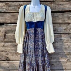 ISO GUNNE SAX size 5